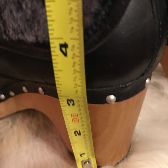 Preloved low cut boots, size;8 - Picture 3 of 16